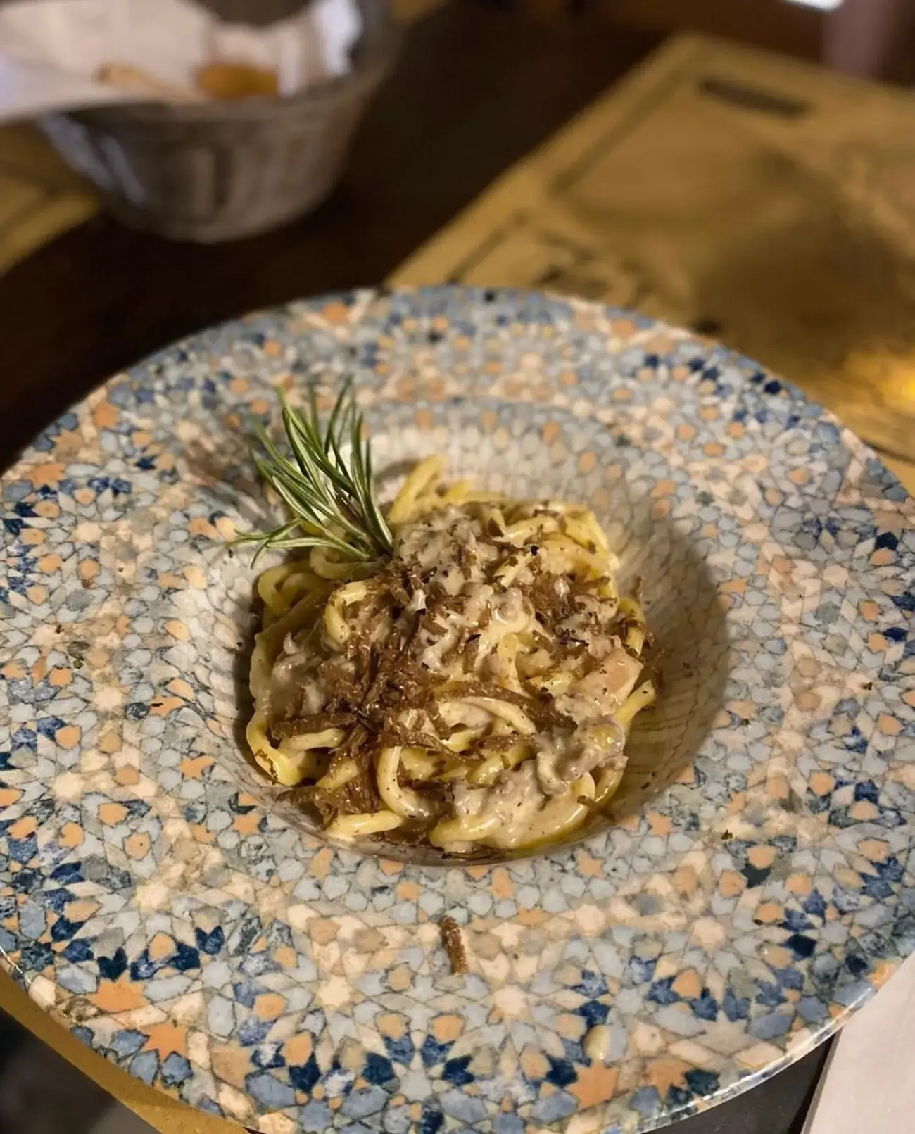 Bigoli cacio e pepe con tartufo della Lessinia