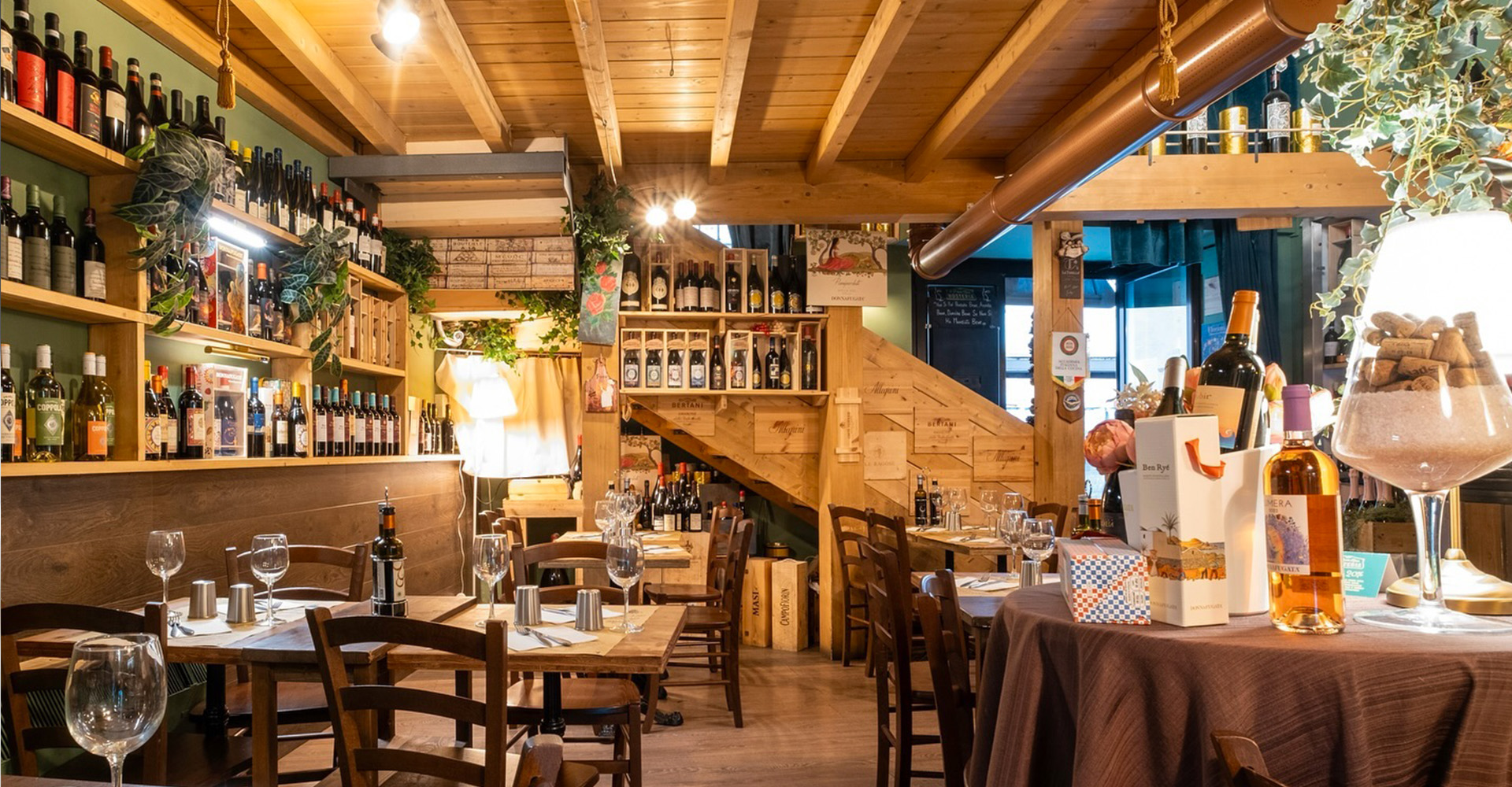 Sala principale Hosteria il Punto Rosa Verona